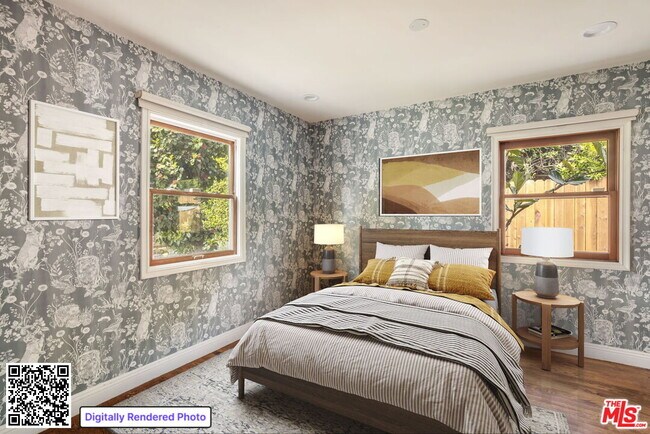 Building Photo - 1134 N Poinsettia Pl