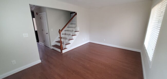Building Photo - 1445 Brookwood Dr