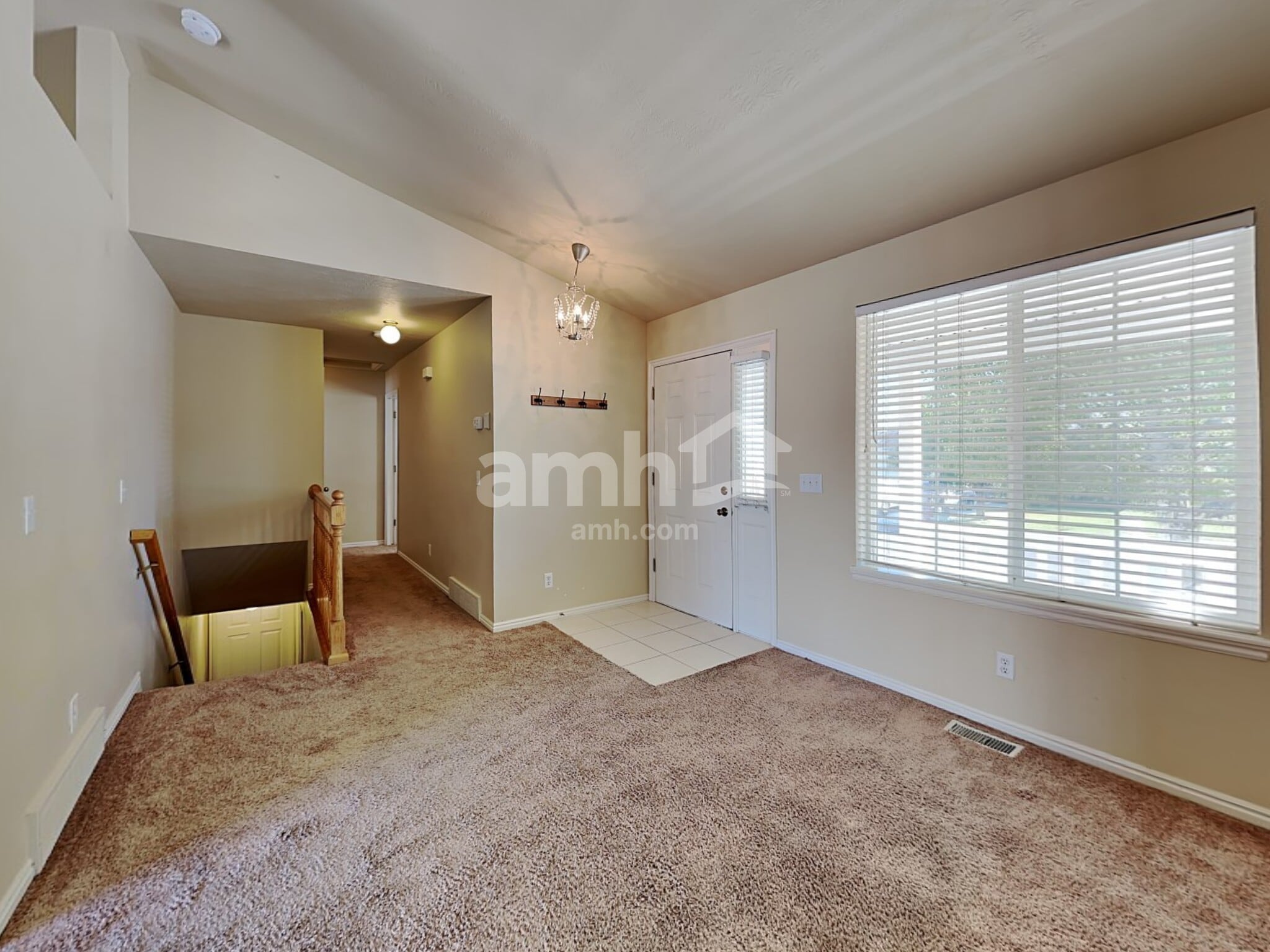 Building Photo - 4342 S Jocelyn Way