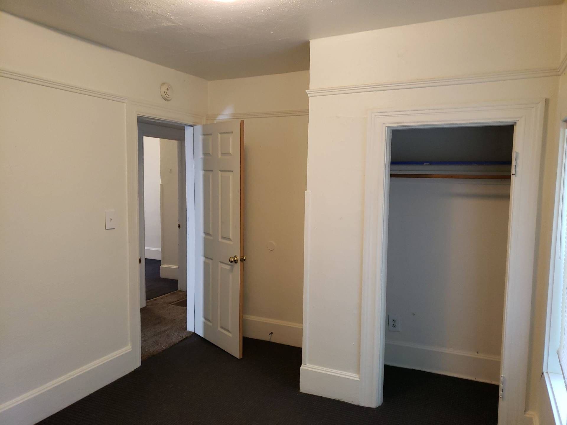 Building Photo - 515 NE Kamiaken St