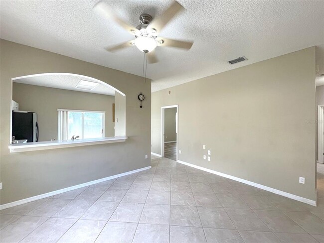 Building Photo - 12751 Woodbury Oaks Dr