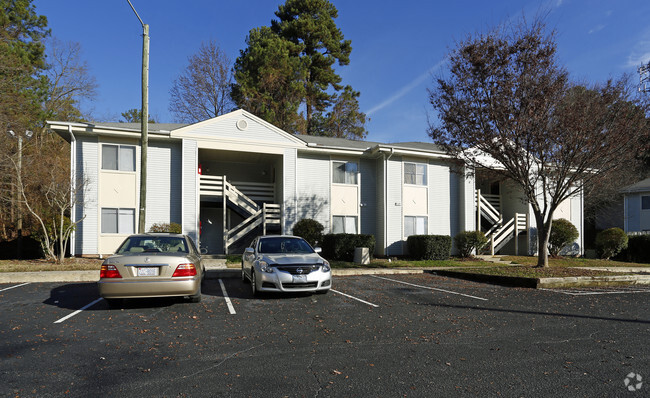 Building Photo - Walnut Woods Apartments