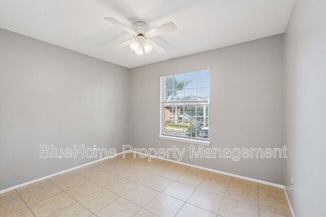 Building Photo - 5461 Lake Margaret Dr