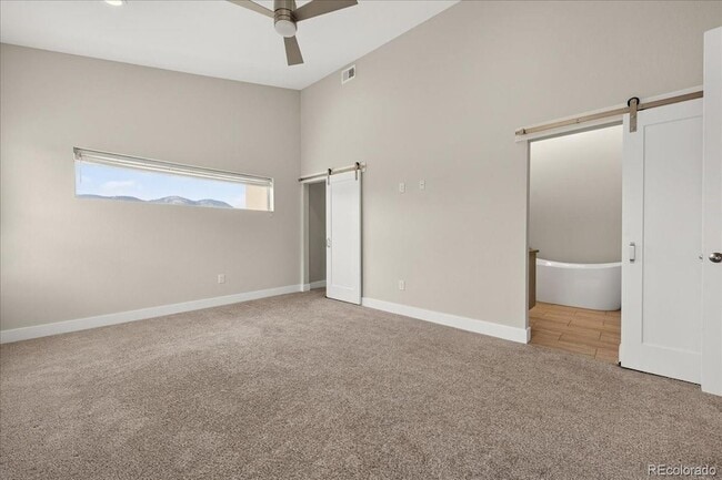 Building Photo - 1407 Rogers Ct