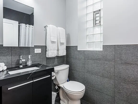 Building Photo - TPM Windy City Holdings LLC