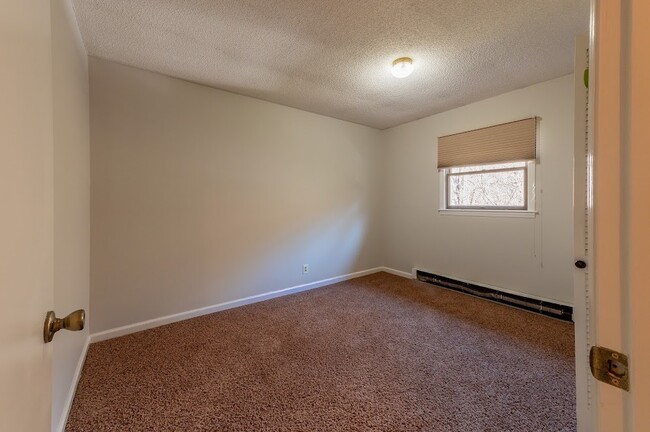 Building Photo - 112 Wickham Square