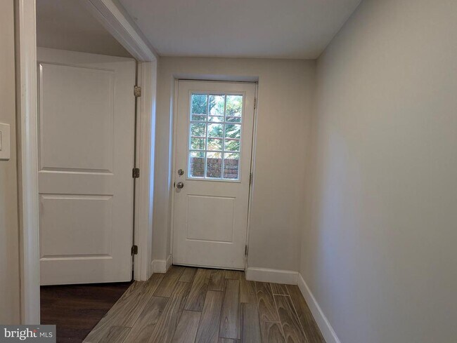 Building Photo - 7410 Long Pine Dr