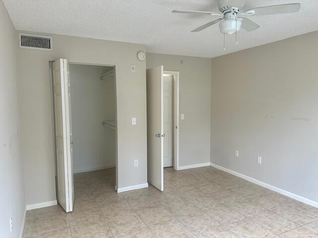 Building Photo - 7840 Sonoma Springs Cir