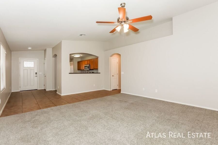 Building Photo - 2770 E Dust Devil Dr