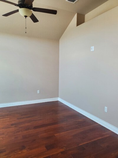 Building Photo - 15233 Capstan St