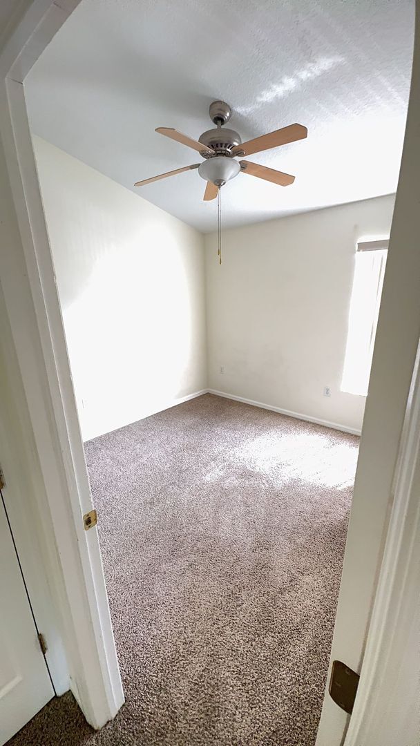 Building Photo - 3 bedroom townhouse in Largo - Seminole Pa...