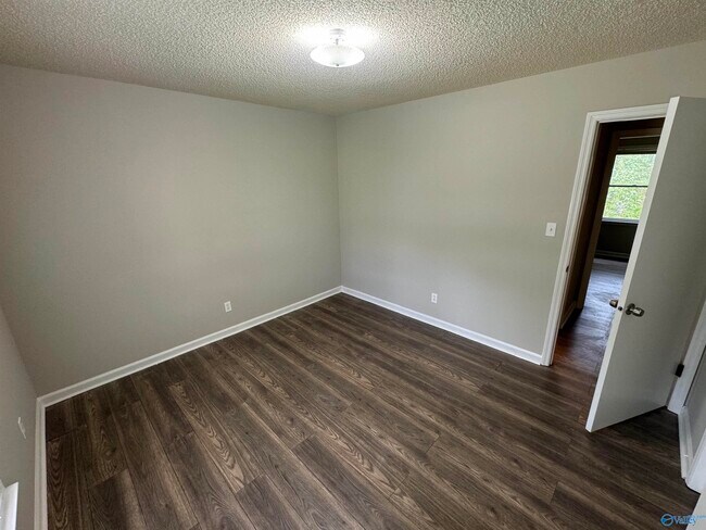 Building Photo - 2816 Coosa Cir NW