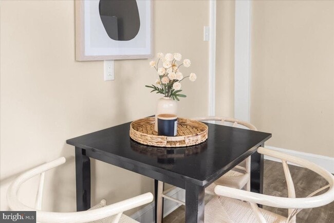 Building Photo - 312 Shawnee Ave