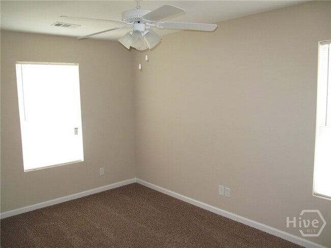 Building Photo - 145 Connor Lp