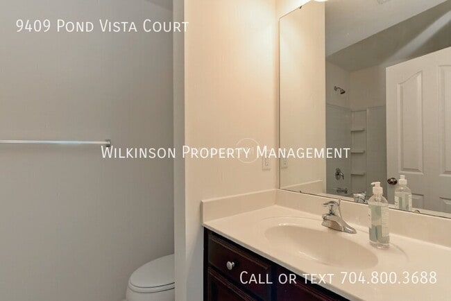 Building Photo - 9409 Pond Vista Court