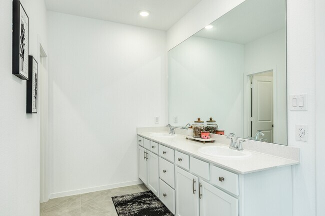 Building Photo - 2618 Jasper Oaks Dr