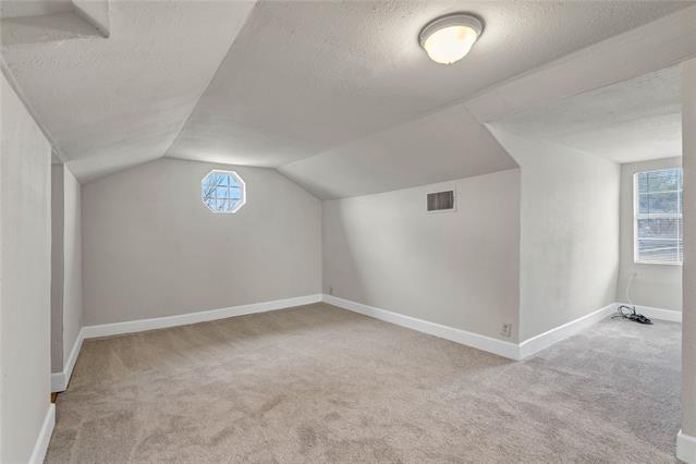 Building Photo - 1322 N Powell Pkwy