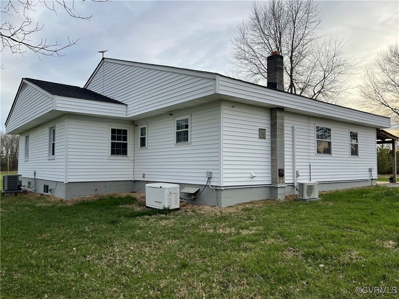 Building Photo - 12900 Little Patrick Rd