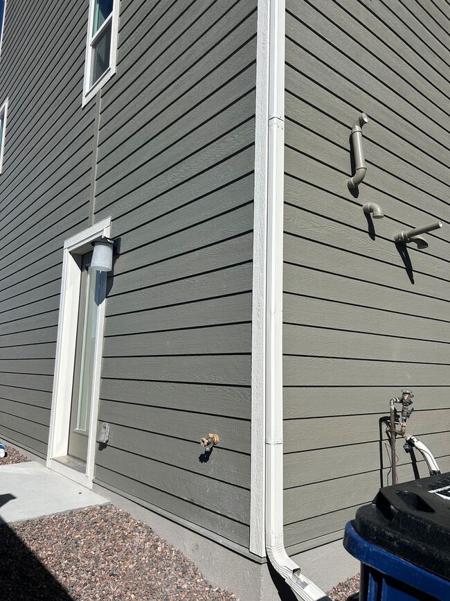 Building Photo - New build 3 bed, 2.5 bath, 2 car garage