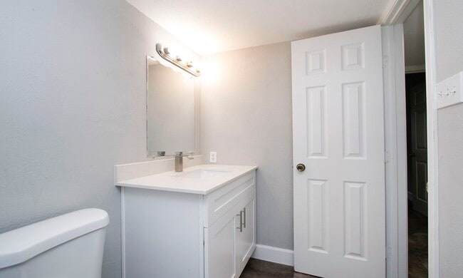 Building Photo - 17407 Autumn Trails Ln