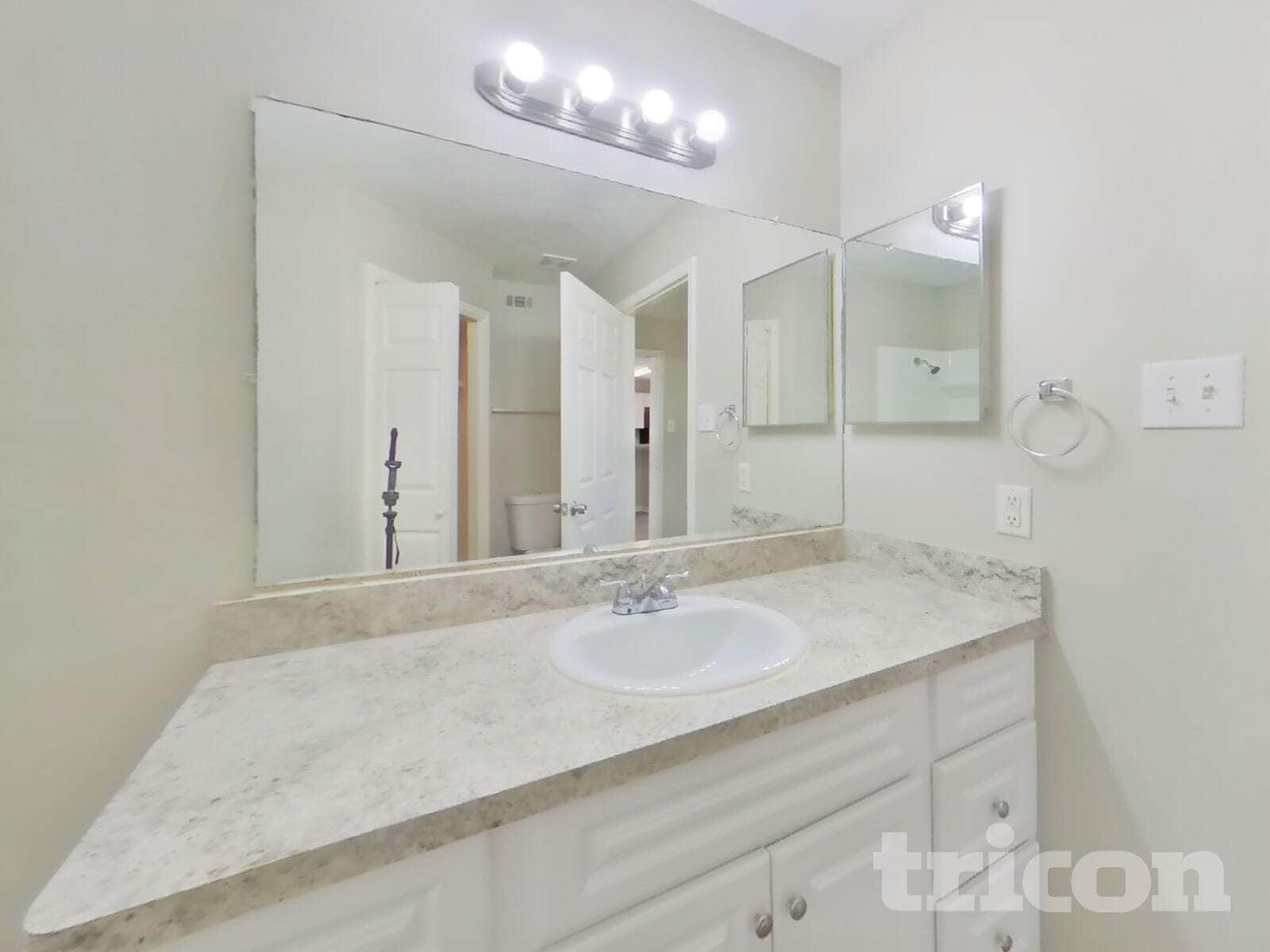 Building Photo - 7740 Sign St