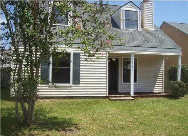 Primary Photo - 15550 Riverdale Ave E