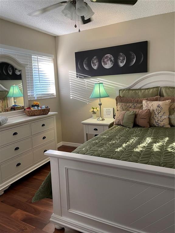 Building Photo - 1006 Longfellow Ct