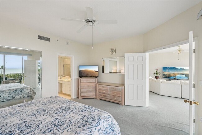 Building Photo - 260 Barefoot Beach Blvd