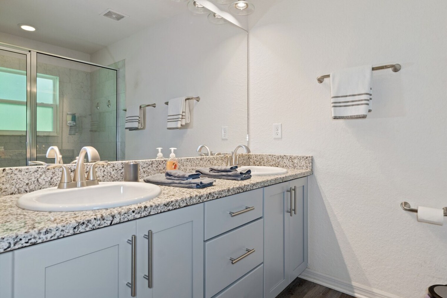 Building Photo - 10229 W Middleburg Loop