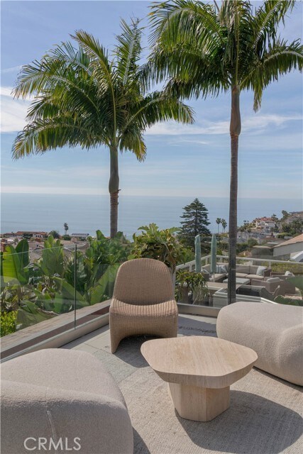 Building Photo - 998 Emerald Bay