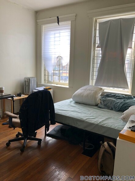 Building Photo - 1350 Commonwealth Ave