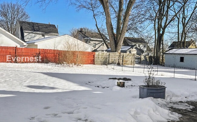 Building Photo - 1187 Murray Ave