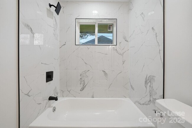 Building Photo - 1314 Anderson St