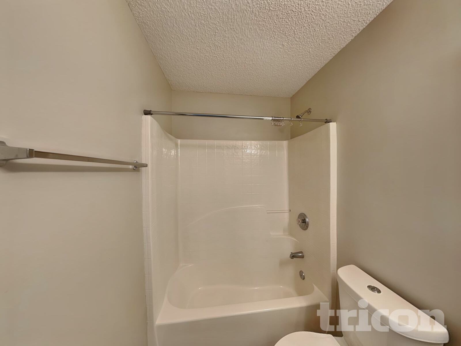 Building Photo - 111 Darbys Run Way