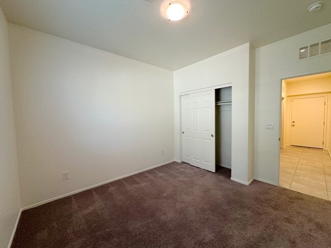 Building Photo - 4566 Mansart Ct