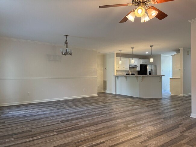 Building Photo - 6309 Countryside Dr