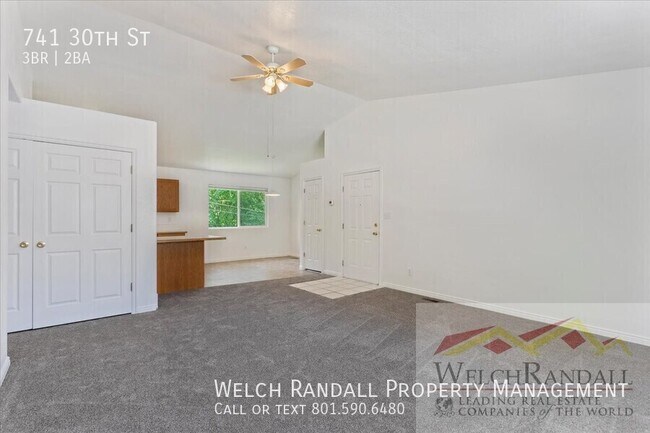 Building Photo - 741 30th St