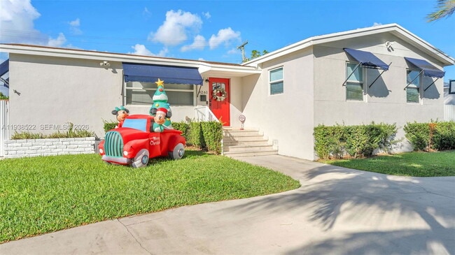 Building Photo - Southwest 27th Street, Miami, FL 33155 - 3 BR 1 BA single-family home