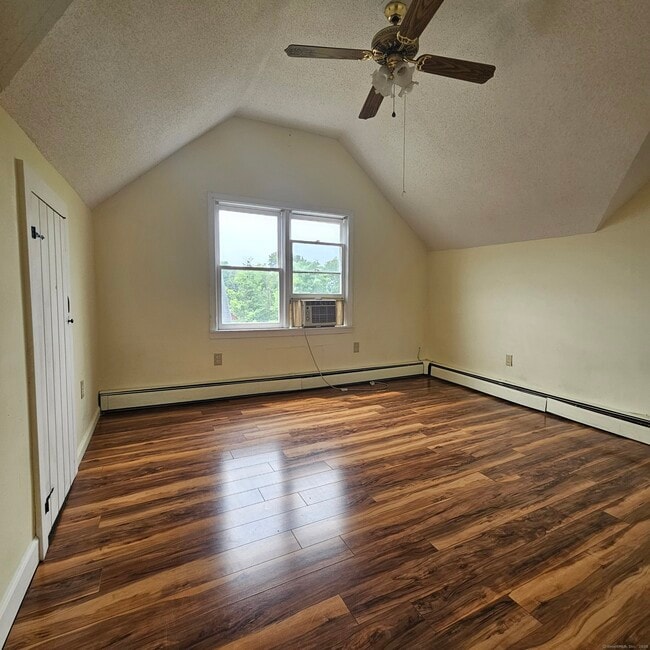 Building Photo - 125 Brightwood Ave