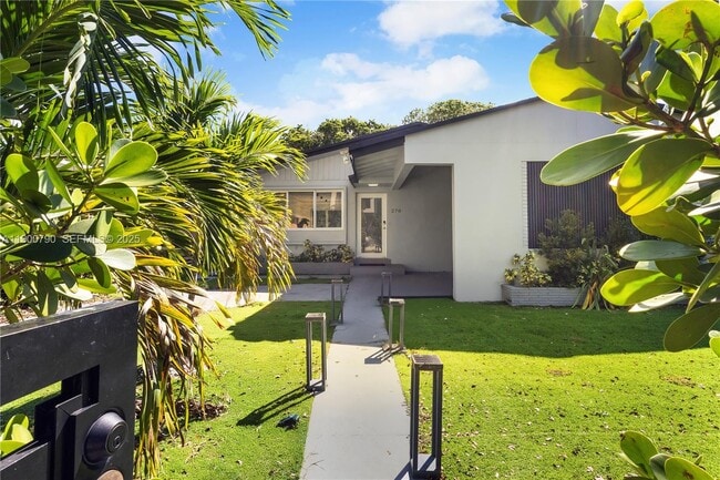 Building Photo - 270 NW 50th St