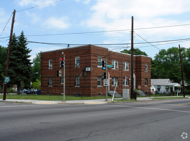 Primary Photo - 3200 Minnesota Ave SE