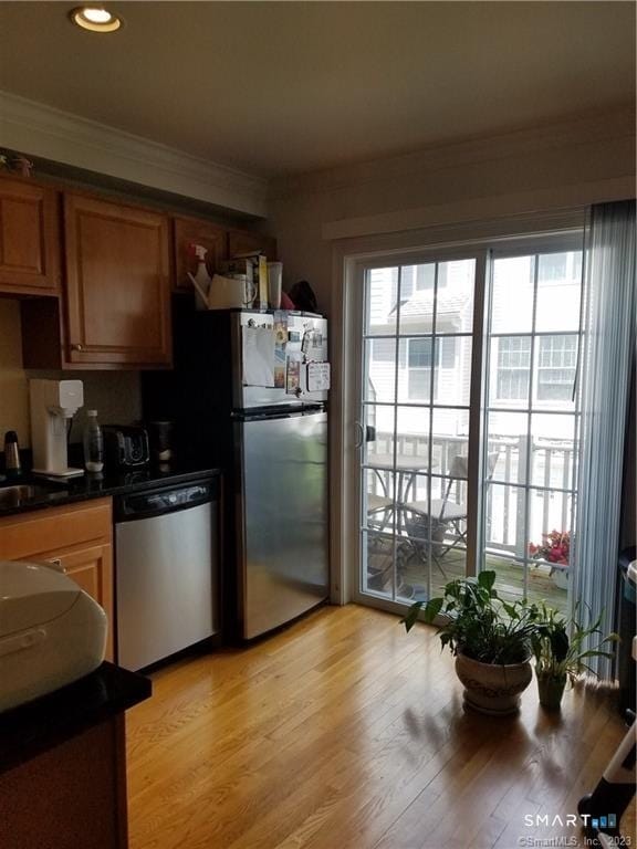 Building Photo - 85 Camp Ave