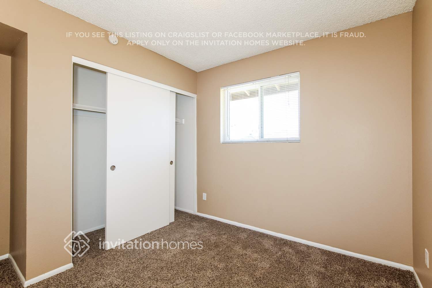 Building Photo - 4422 W Sanna St