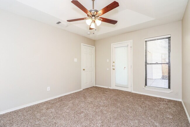 Building Photo - 3816 Ashley Ln