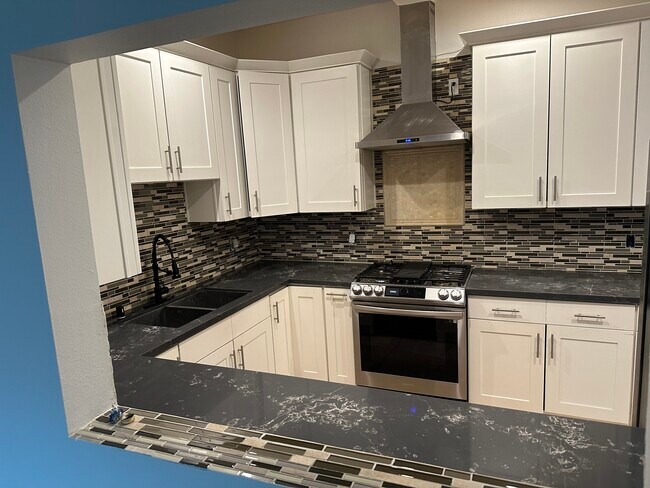 Building Photo - 19429 Lull St