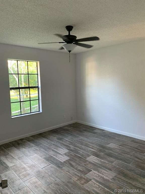 Building Photo - 3404 Juniper Dr