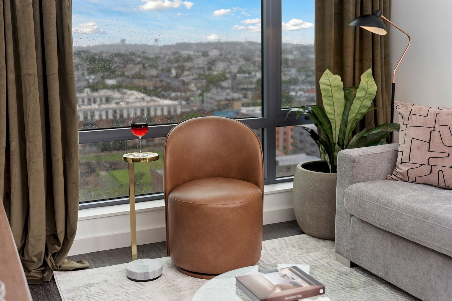 Building Photo - 10 New St