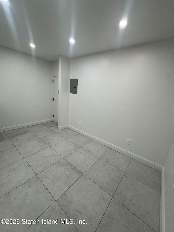 Building Photo - 518 86th St