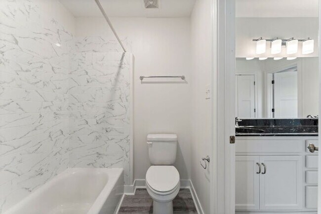 Building Photo - Spacious 5 Bedroom Home in Rountrey (Newmarket Section) – 3,555 Sq Ft – $4,350/mo