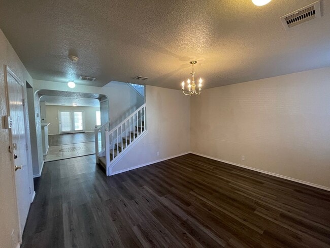 Building Photo - BEAUTIFUL 4 BR W/ MASTER DOWN*HARDWOOD FLOORING IN DINING/ENTRY, LIVING ROOM, MASTER BR AND MASTE...